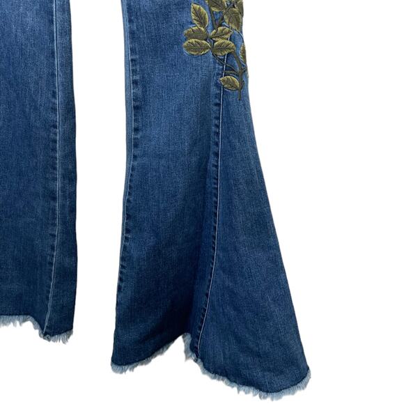 Show Me Your Mumu Berkeley Bell Rainfall Desert Rose Embroidered Jeans XS Flare - Picture 7 of 11